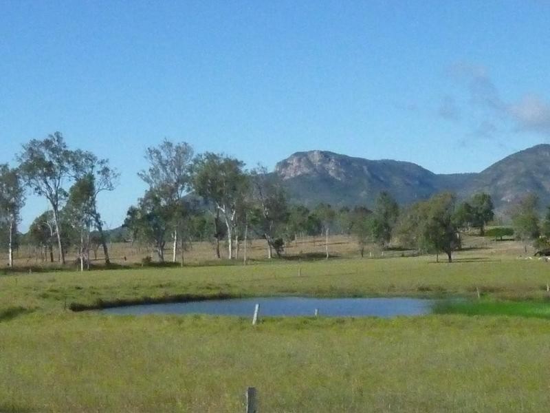 42 BLUFF VIEW ROAD, Biggenden QLD 4621