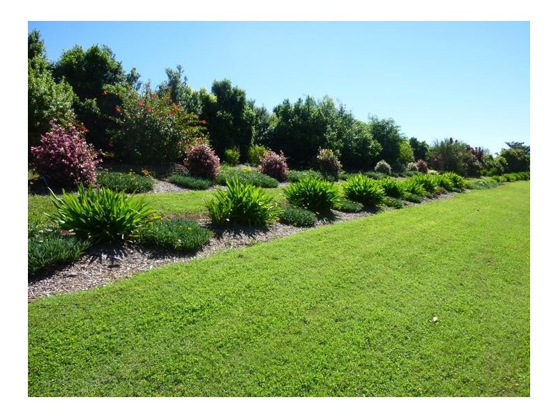 203 SOUTH ISIS ROAD, South Isis QLD 4660