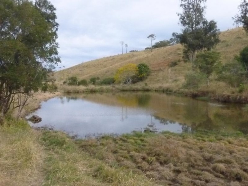 236 HUNTERS ROAD, Coalstoun Lakes QLD 4621