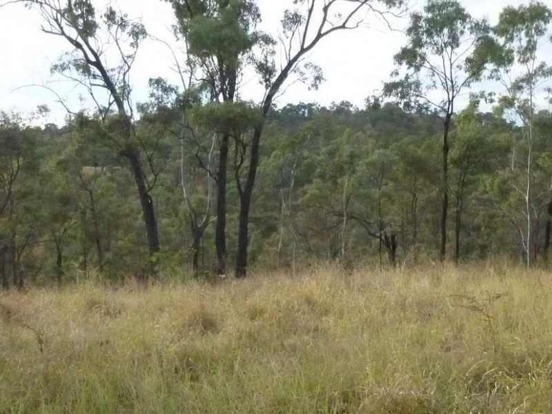 236 HUNTERS ROAD, Coalstoun Lakes QLD 4621