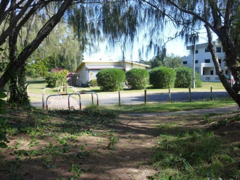 1 Esplanade, Woodgate QLD 4660