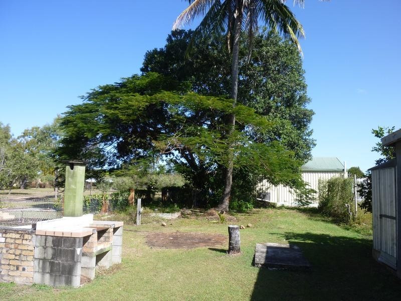 1 Esplanade, Woodgate QLD 4660