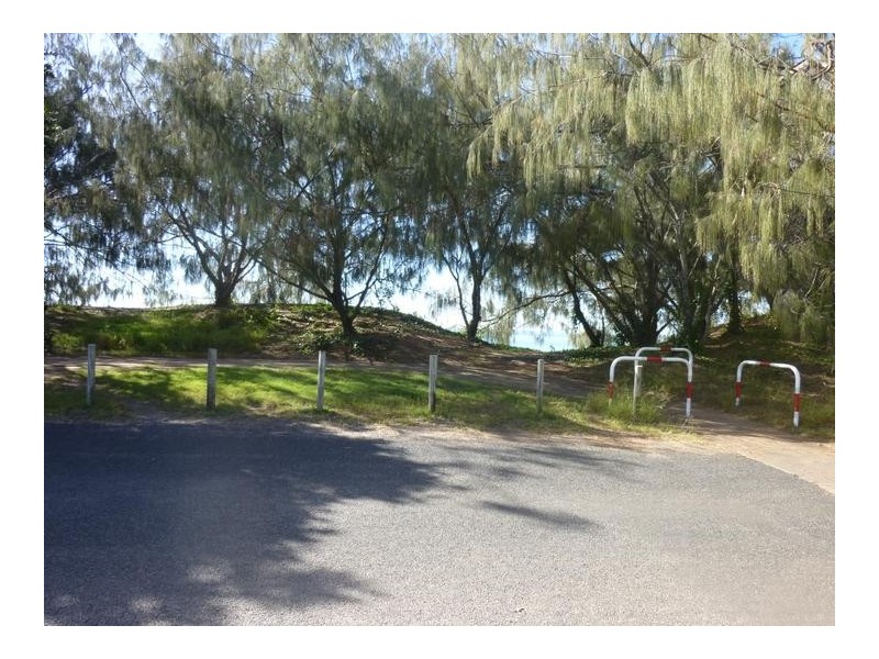 1 Esplanade, Woodgate QLD 4660