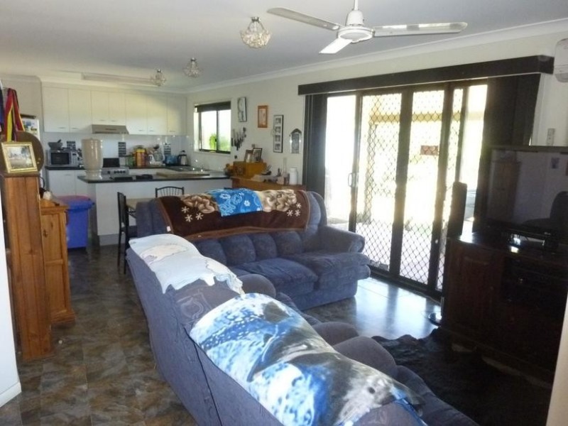 65 Thompson Road, Childers QLD 4660