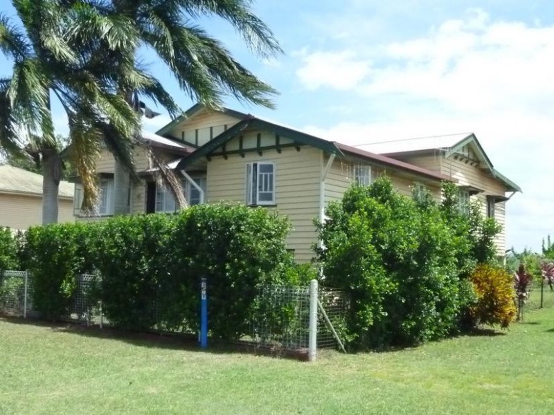 18 CHURCHILL STREET, Childers QLD 4660