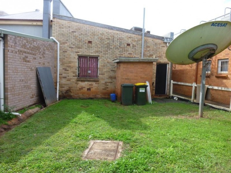 100 CHURCHILL STREET, Childers QLD 4660