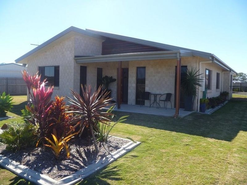17 Sunset Avenue, Woodgate QLD 4660