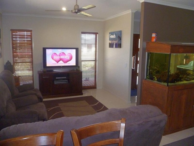 17 Sunset Avenue, Woodgate QLD 4660