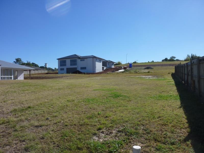 24 PIONEER AVENUE, Childers QLD 4660