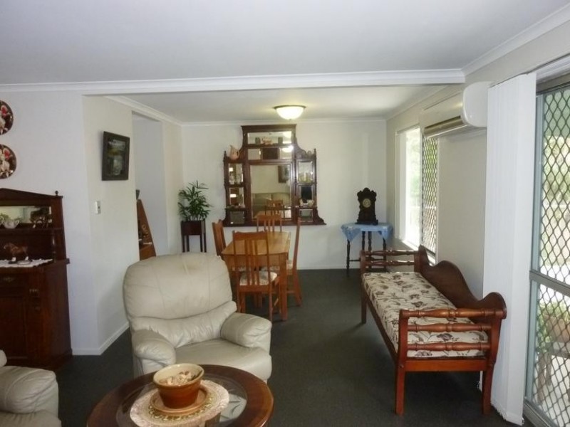 6 Charlton Street, Buxton QLD 4660