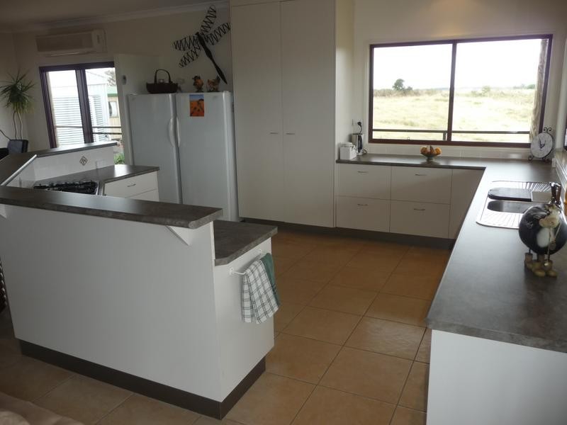 127 LYNWOOD ROAD, North Isis QLD 4660