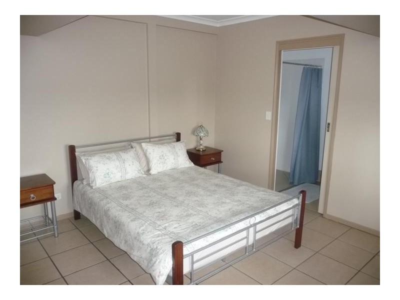 127 LYNWOOD ROAD, North Isis QLD 4660