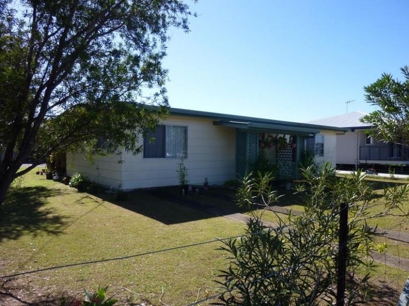 10 SMITH STREET, Buxton QLD 4660