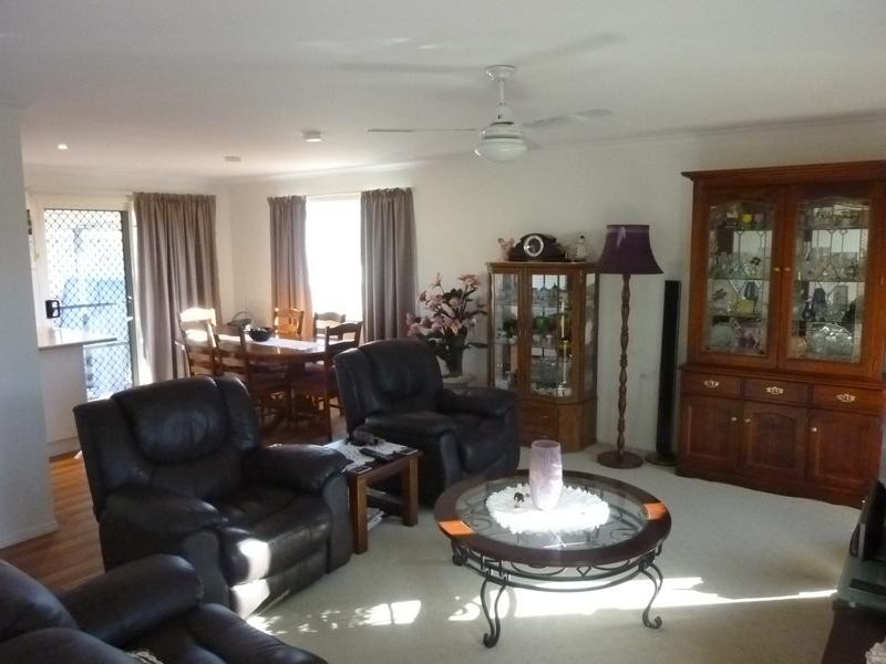 6 HORTON STREET, Biggenden QLD 4621