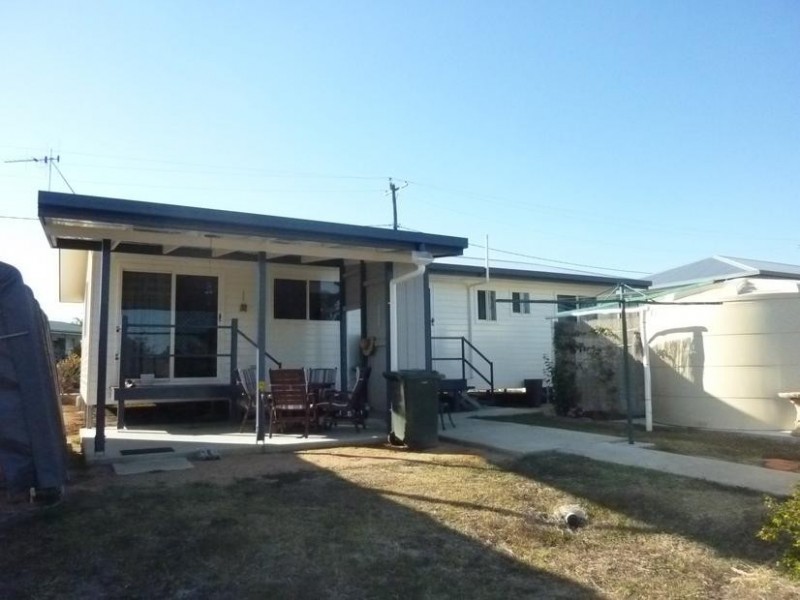 6 HORTON STREET, Biggenden QLD 4621