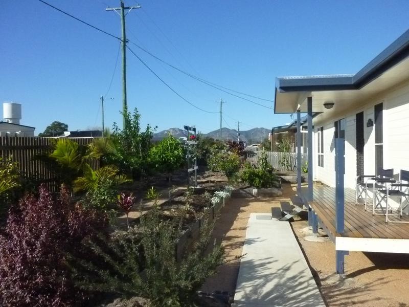 6 HORTON STREET, Biggenden QLD 4621