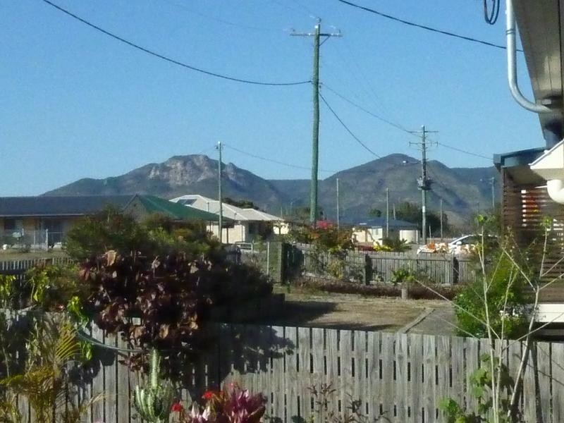 6 HORTON STREET, Biggenden QLD 4621