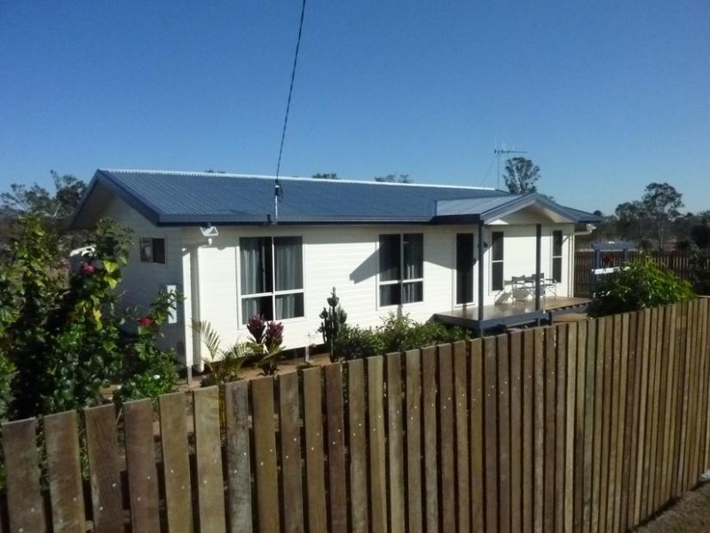 6 HORTON STREET, Biggenden QLD 4621