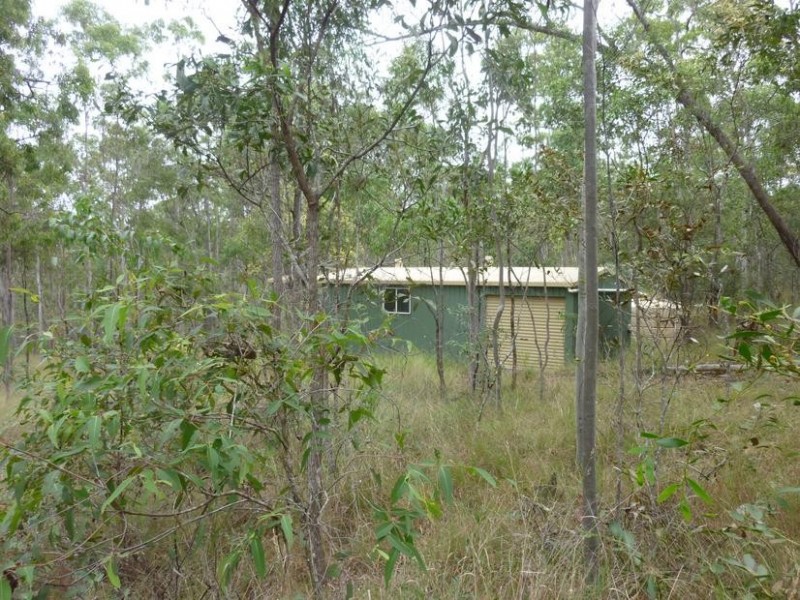 39 NORTH SOUTH ROAD, Apple Tree Creek QLD 4660