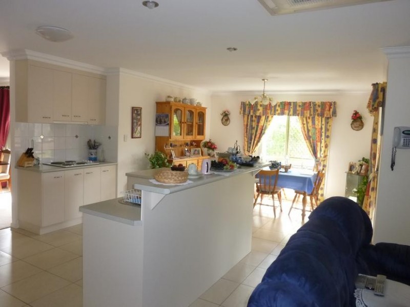 36 BLUE GUM DRIVE, Redridge QLD 4660