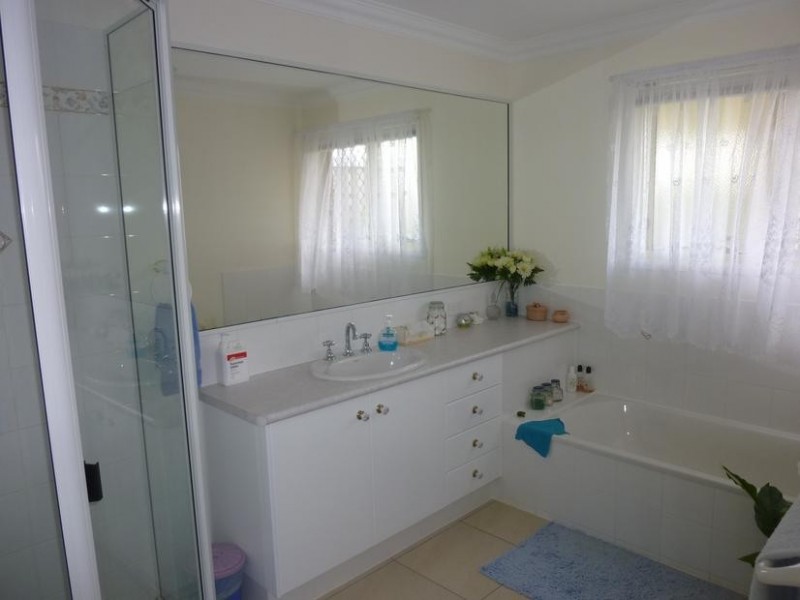 36 BLUE GUM DRIVE, Redridge QLD 4660