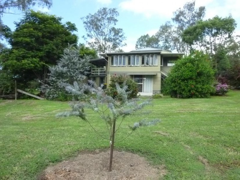 11 SPENCER STREET, Apple Tree Creek QLD 4660