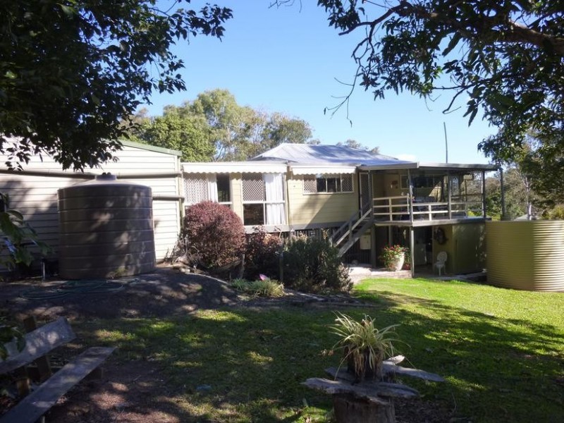 11 SPENCER STREET, Apple Tree Creek QLD 4660