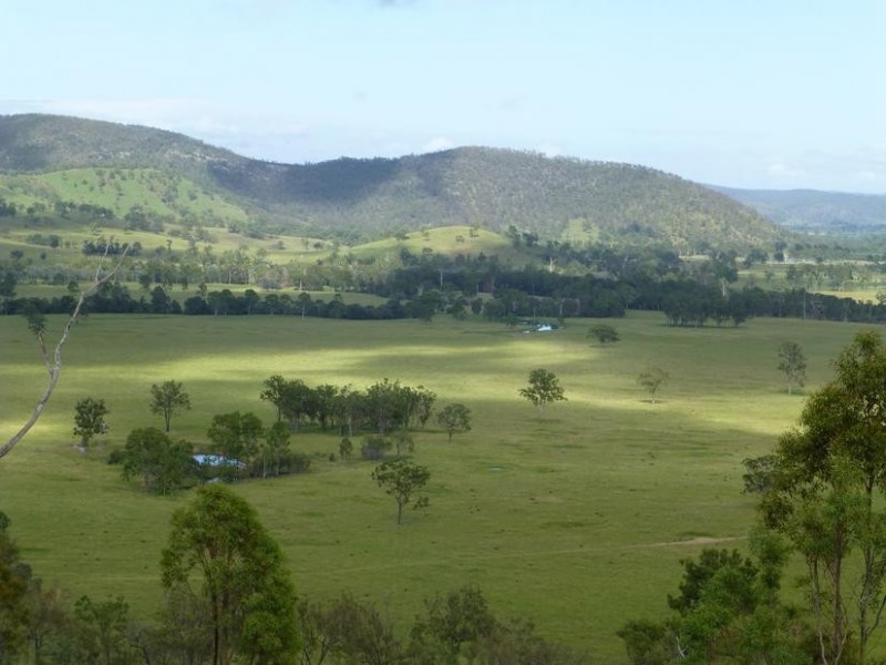ISIS HIGHWAY, Coalstoun Lakes QLD 4621