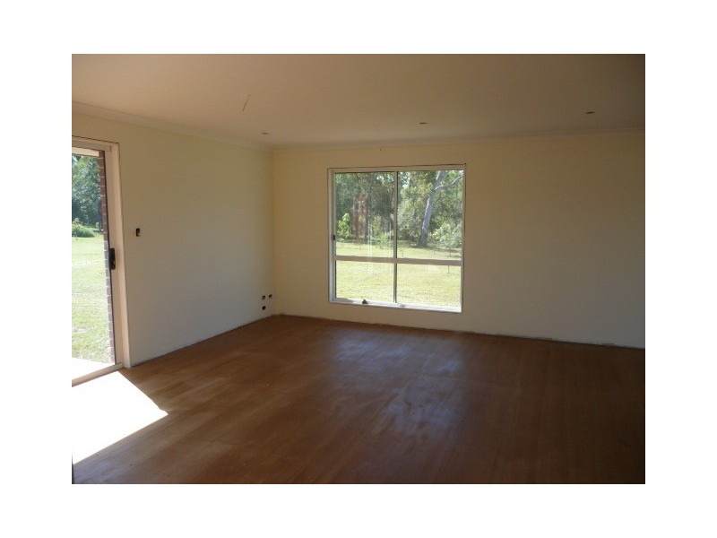 1 MELELEUCA COURT, Redridge QLD 4660