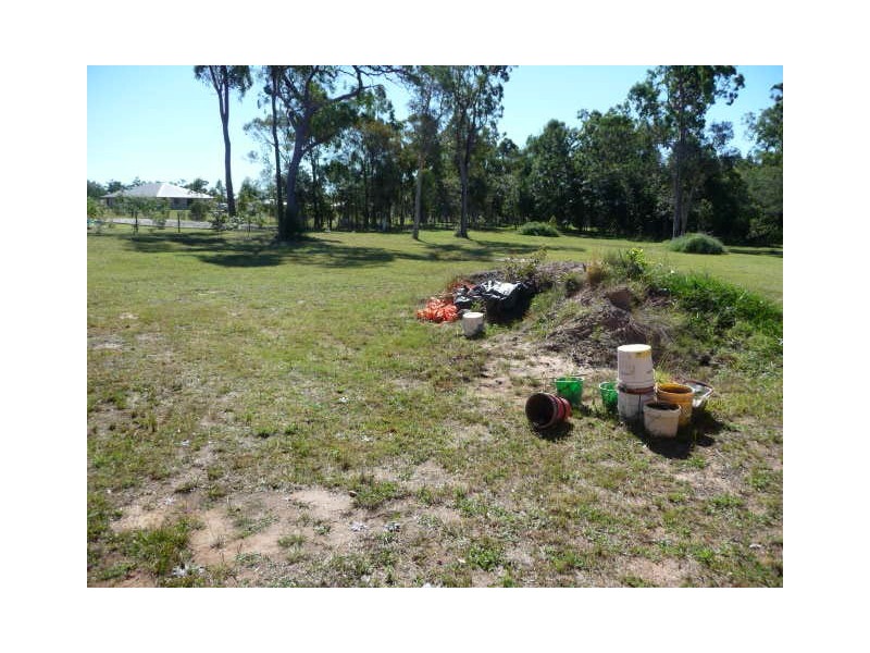 1 MELELEUCA COURT, Redridge QLD 4660