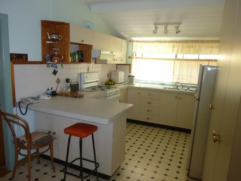 35 TYNDALL STREET, Apple Tree Creek QLD 4660