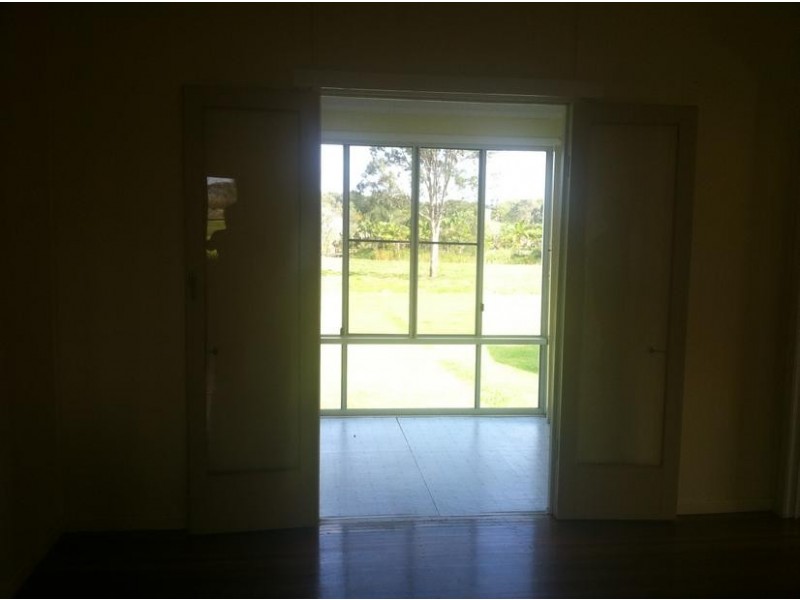 188 North Isis Road, Childers QLD 4660