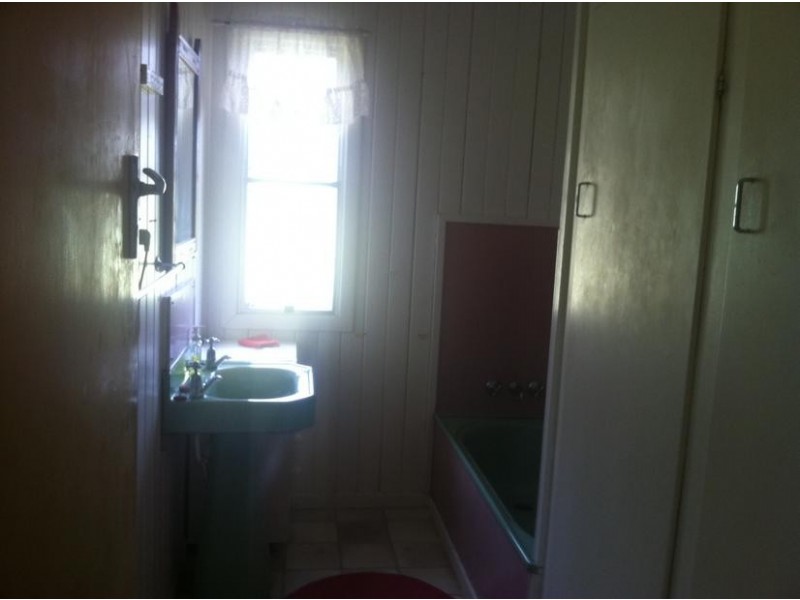 188 North Isis Road, Childers QLD 4660