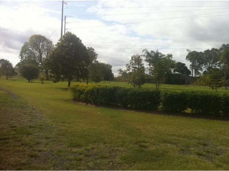 188 North Isis Road, Childers QLD 4660