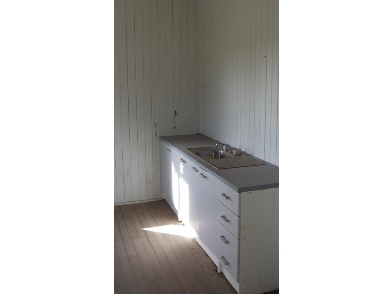 1 FREDERICK STREET, Biggenden QLD 4621