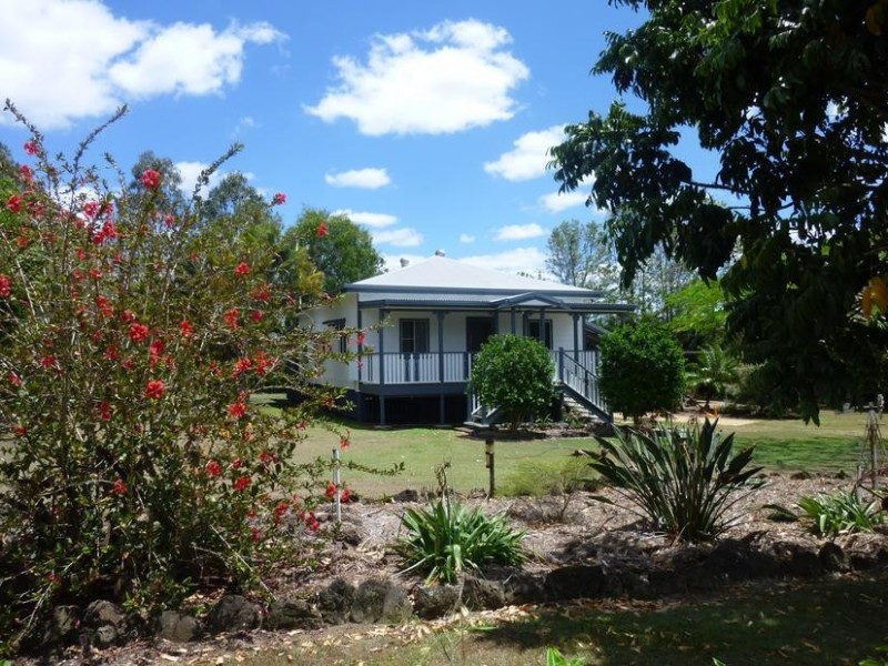 86 REDRIDGE CRESCENT, Redridge QLD 4660