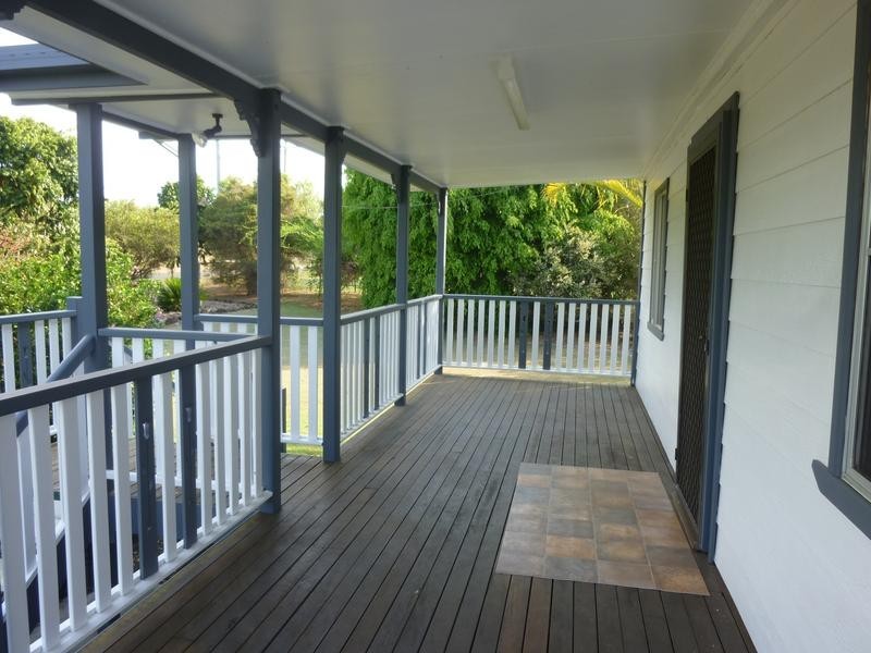 86 REDRIDGE CRESCENT, Redridge QLD 4660