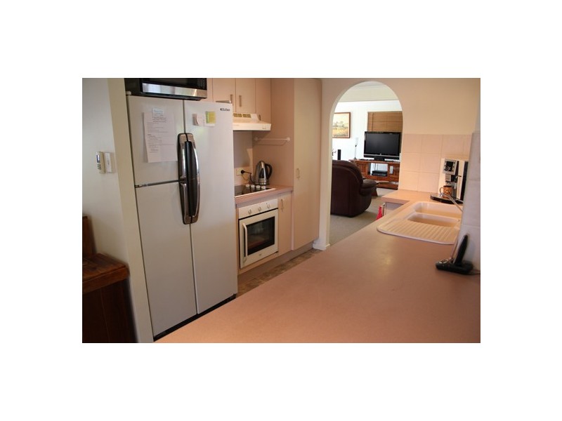 80 Fielding Street, Gayndah QLD 4625