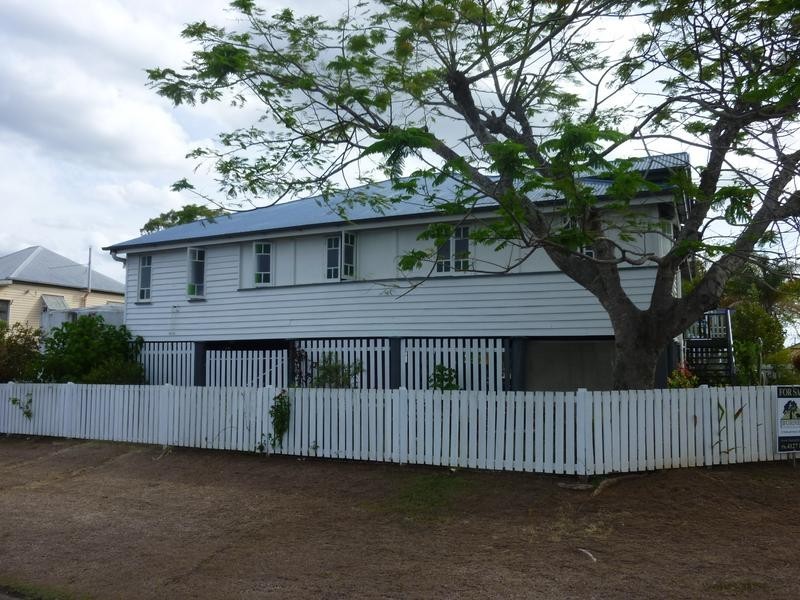 5 MARY STREET, Biggenden QLD 4621
