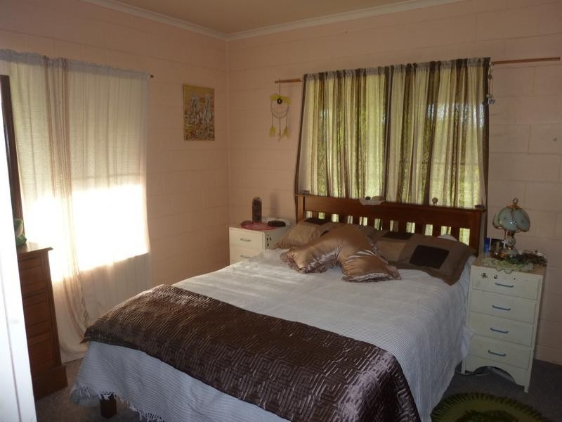 128 WOOWOONGA HALL ROAD, Woowoonga QLD 4621