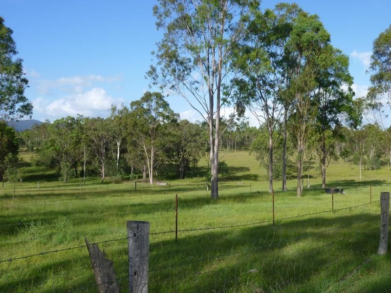 128 WOOWOONGA HALL ROAD, Woowoonga QLD 4621