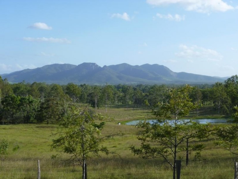 128 WOOWOONGA HALL ROAD, Woowoonga QLD 4621