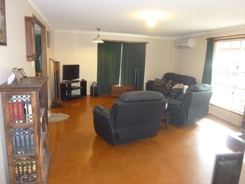 12 TYNDALL STREET, Apple Tree Creek QLD 4660