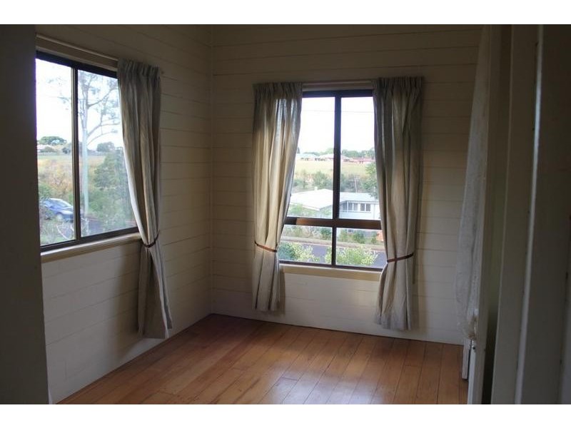 22 Elizabeth Street, Childers QLD 4660