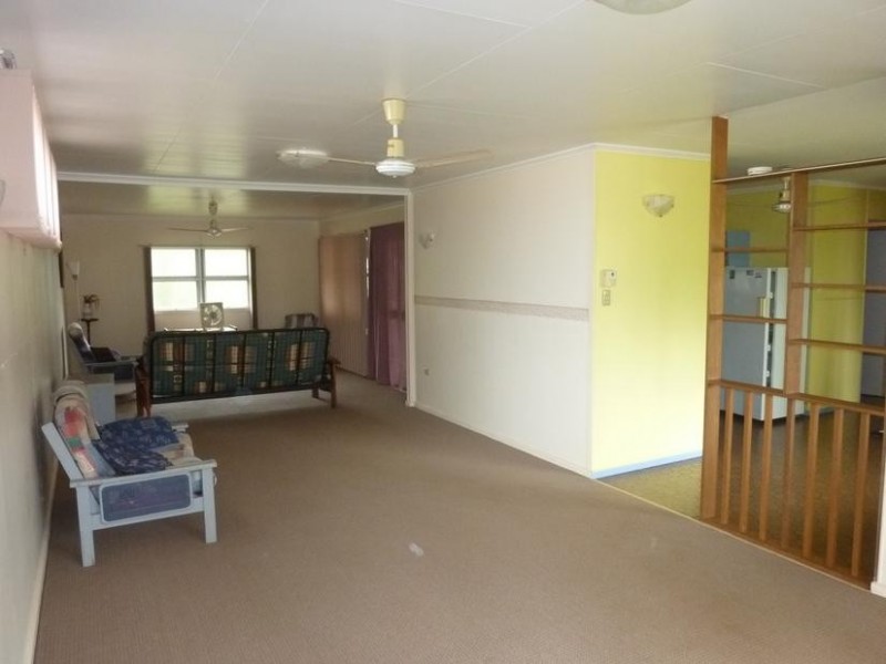 3 CEVN STREET, Childers QLD 4660