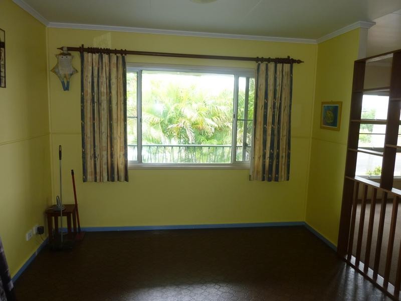 3 CEVN STREET, Childers QLD 4660