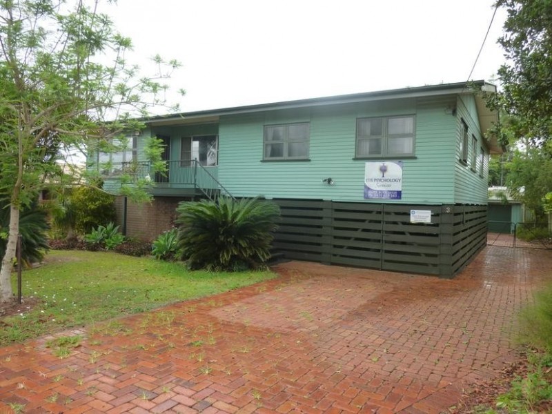 3 CEVN STREET, Childers QLD 4660