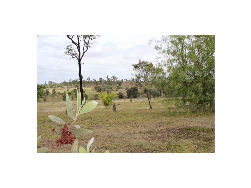 169 Tableland Road, Gayndah QLD 4625