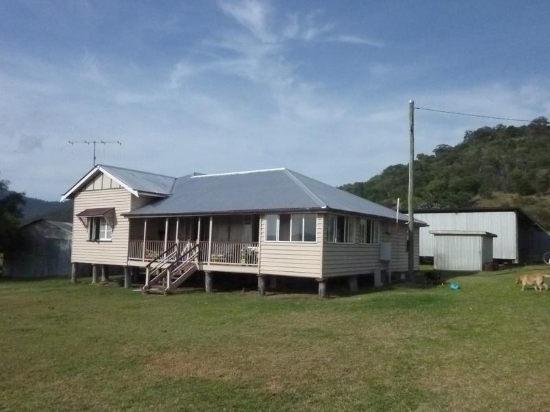 236 Hunters Road, Coalstoun Lakes QLD 4621