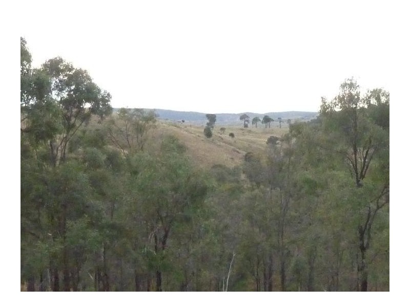 236 Hunters Road, Coalstoun Lakes QLD 4621